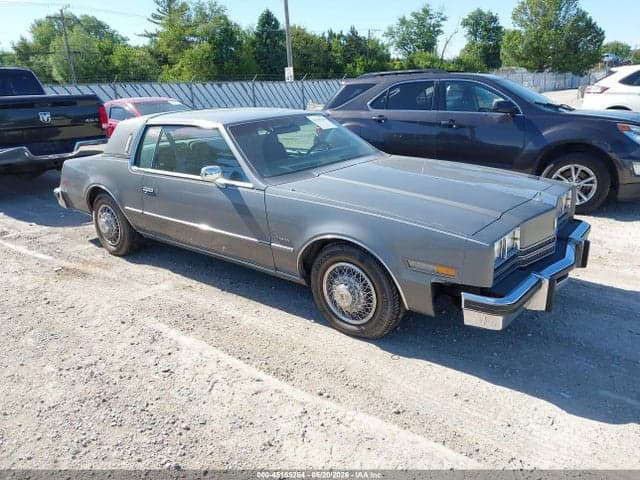 1985 OLDSMOBILE TORONADO BROUGHAM