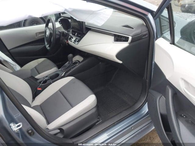 2025 TOYOTA COROLLA LE 5
