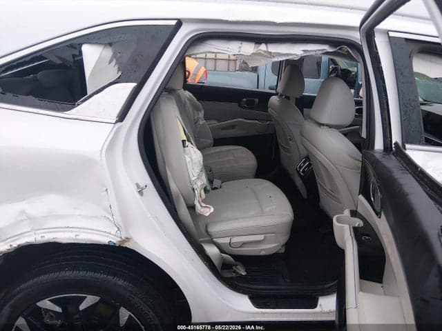 2025 KIA SORENTO EX 8