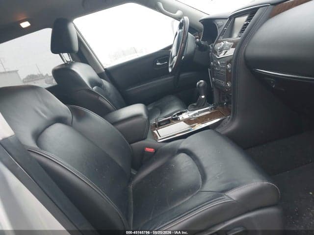 2017 INFINITI QX80 6