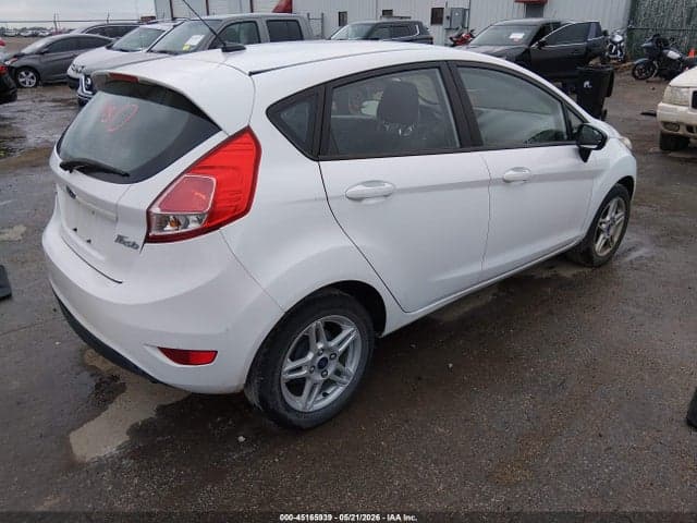 2017 FORD FIESTA SE 4
