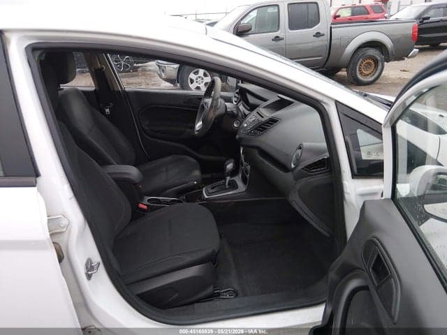 2017 FORD FIESTA SE 5