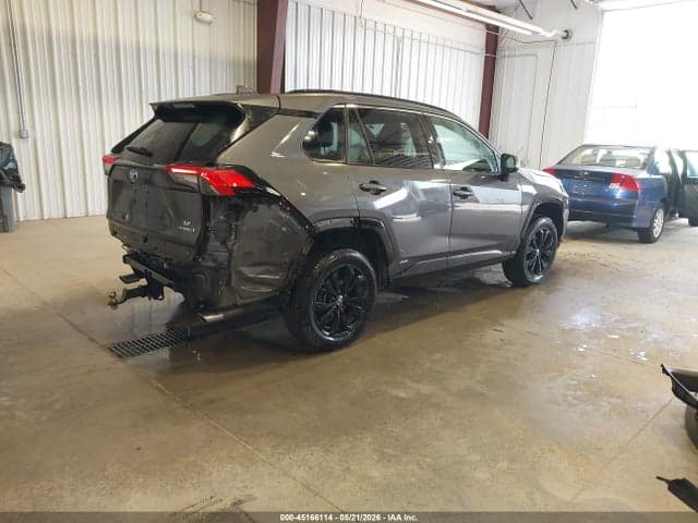 2022 TOYOTA RAV4 HYBRID SE 4