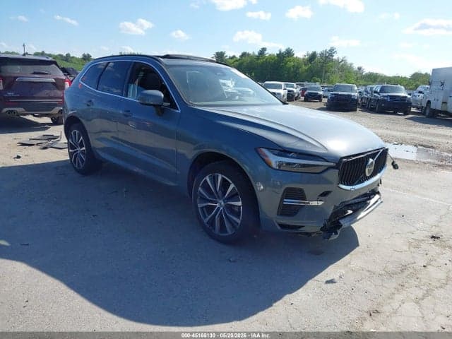 2022 VOLVO XC60 B5 MOMENTUM - 1