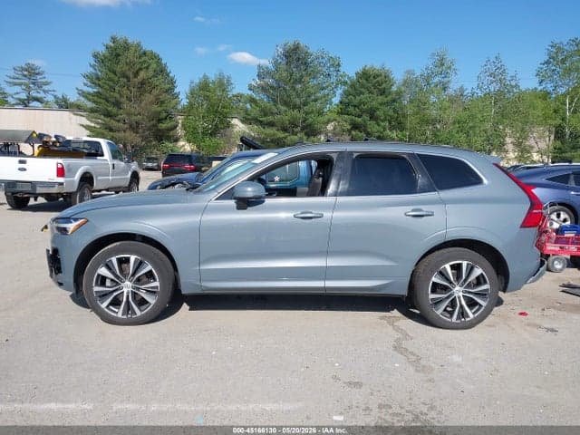 2022 VOLVO XC60 B5 MOMENTUM 15