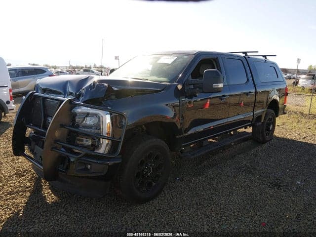 2024 FORD F-250 XLT 2