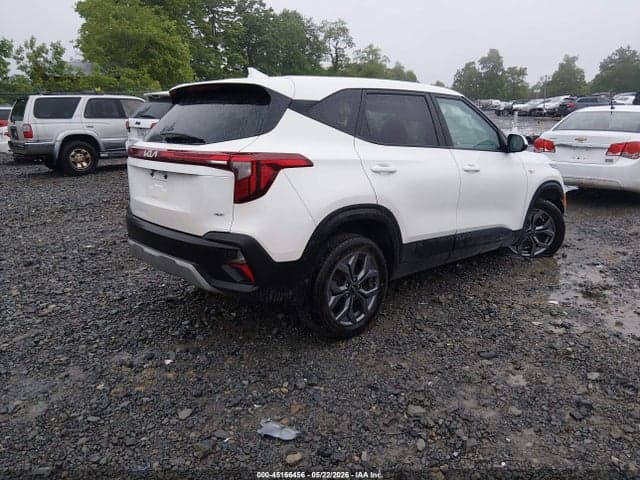 2024 KIA SELTOS LX 4