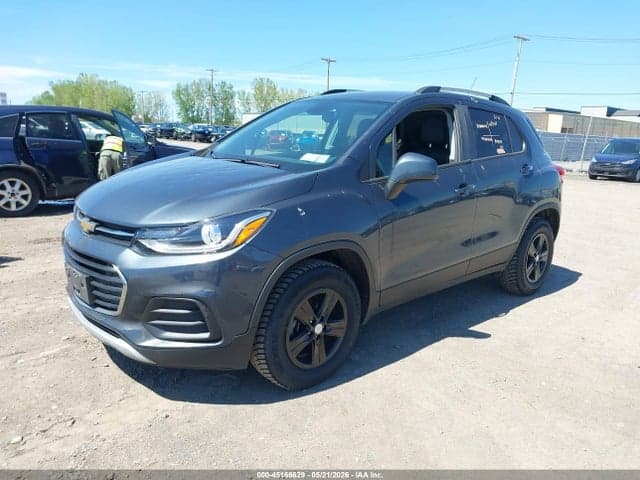 2021 CHEVROLET TRAX AWD LT 2