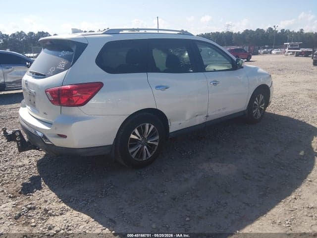 2019 NISSAN PATHFINDER SL 4