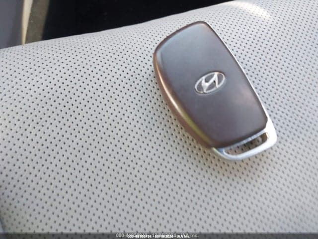2019 HYUNDAI SONATA LIMITED 11