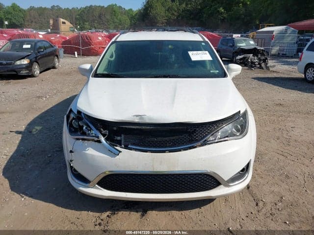 2020 CHRYSLER PACIFICA TOURING L 6