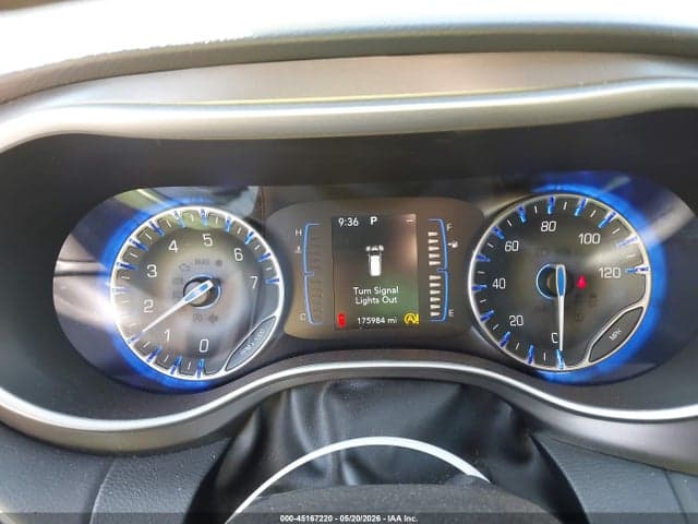 2020 CHRYSLER PACIFICA TOURING L 7