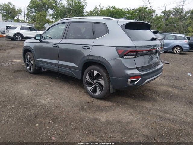 2025 VOLKSWAGEN TAOS 1.5T SE 3