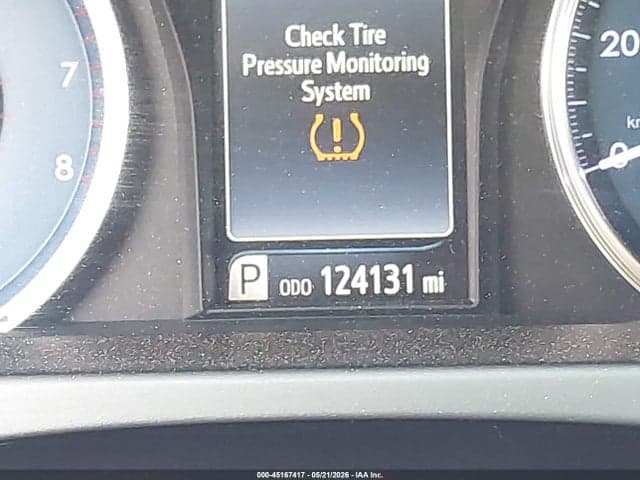 2017 TOYOTA CAMRY LE 15