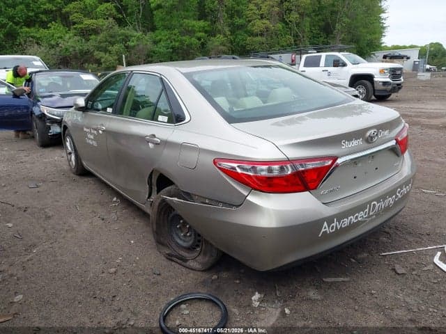 2017 TOYOTA CAMRY LE 3