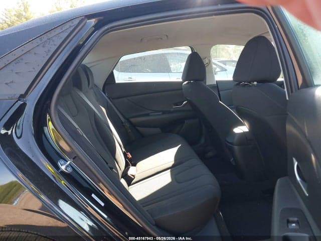 2026 HYUNDAI ELANTRA SE 8