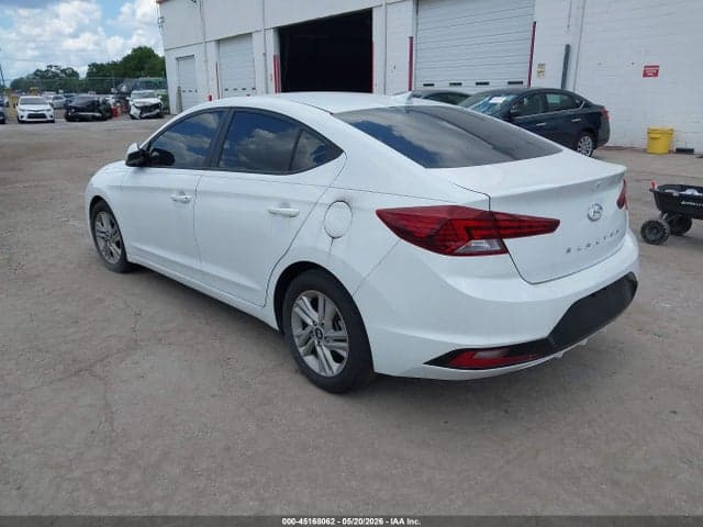 2020 HYUNDAI ELANTRA SEL 3