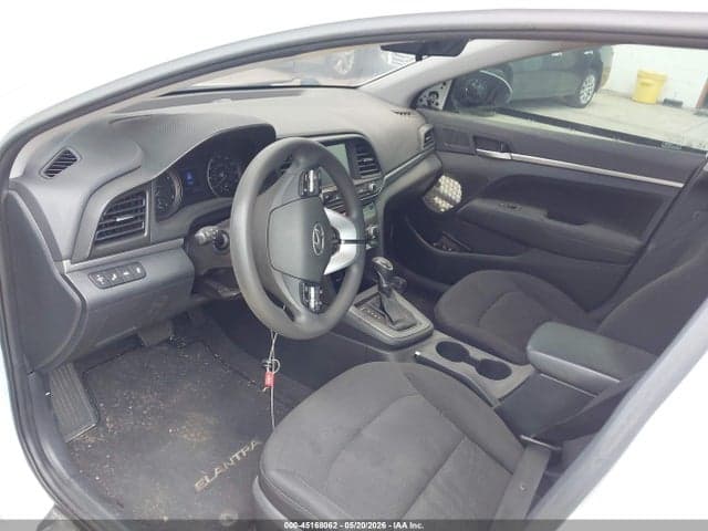 2020 HYUNDAI ELANTRA SEL 5