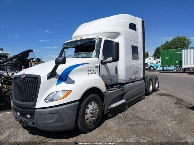 2021 INTERNATIONAL LT 2