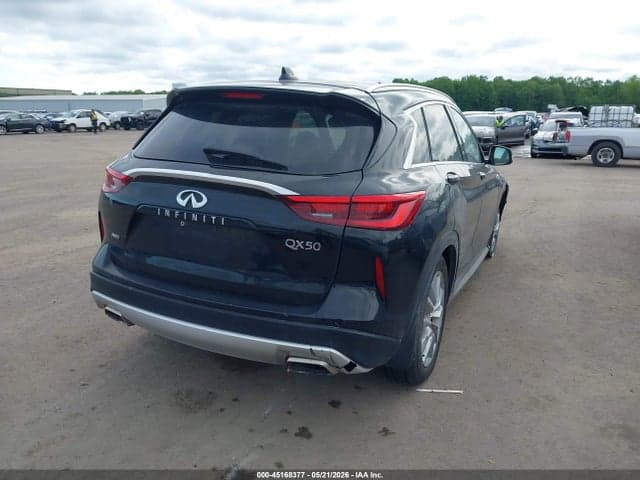2021 INFINITI QX50 LUXE AWD 4