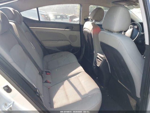 2017 HYUNDAI ELANTRA SE 9