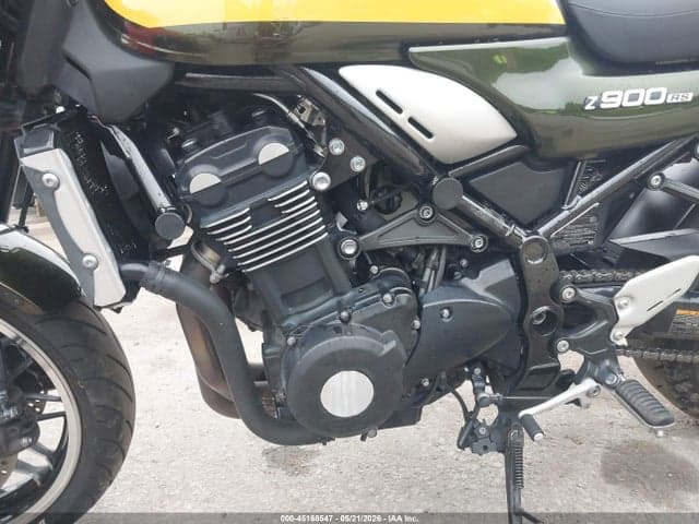2020 KAWASAKI ZR900 R 9