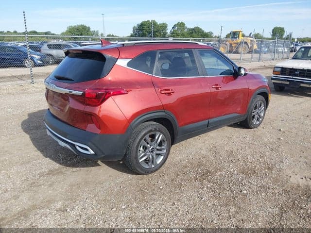 2023 KIA SELTOS S 4