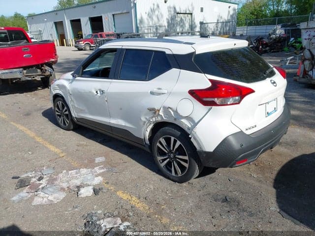 2020 NISSAN KICKS SV XTRONIC CVT 3