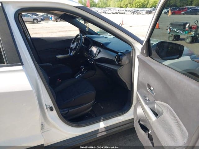 2020 NISSAN KICKS SV XTRONIC CVT 5