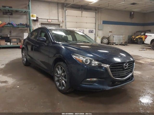 2018 MAZDA MAZDA3 TOURING