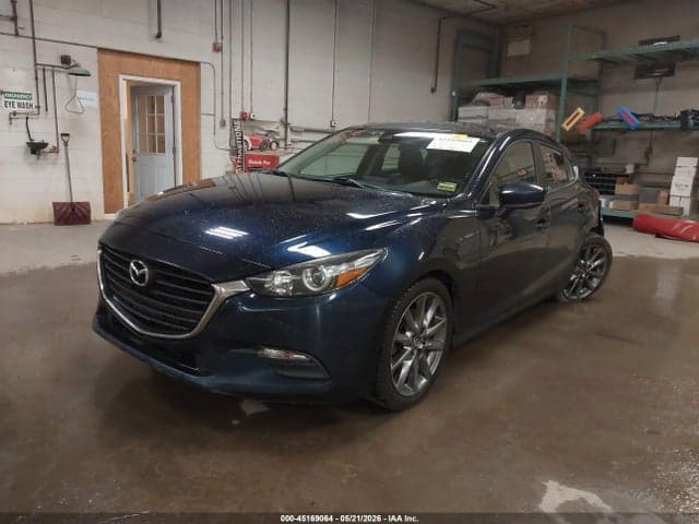 2018 MAZDA MAZDA3 TOURING 2