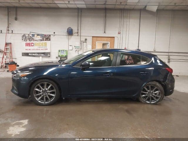 2018 MAZDA MAZDA3 TOURING 14