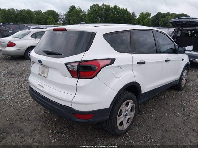 2017 FORD ESCAPE S 4