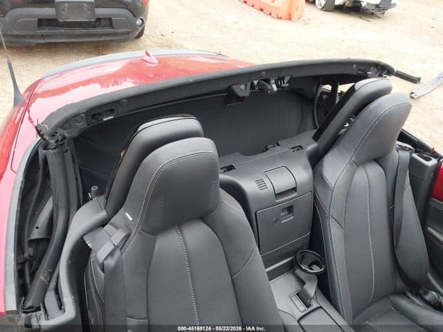 2025 MAZDA MX-5 MIATA GRAND TOURING 8