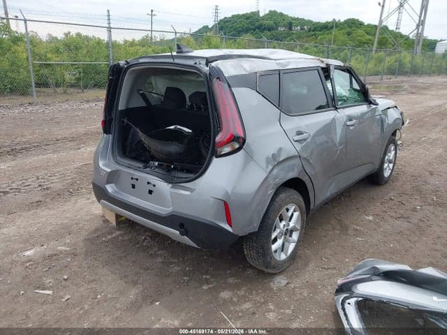 2025 KIA SOUL LX 4
