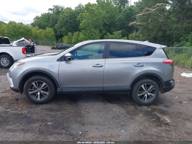 2018 TOYOTA RAV4 XLE 14