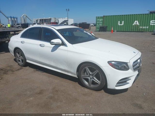 2017 MERCEDES-BENZ E 300 4MATIC 1
