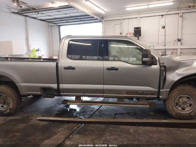2024 FORD F-350 XLT 13