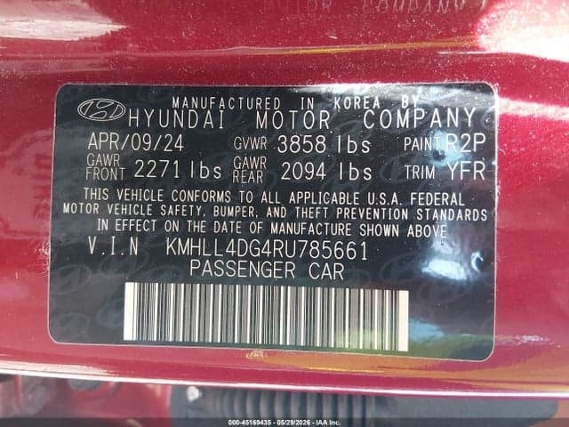 2024 HYUNDAI ELANTRA SE 9