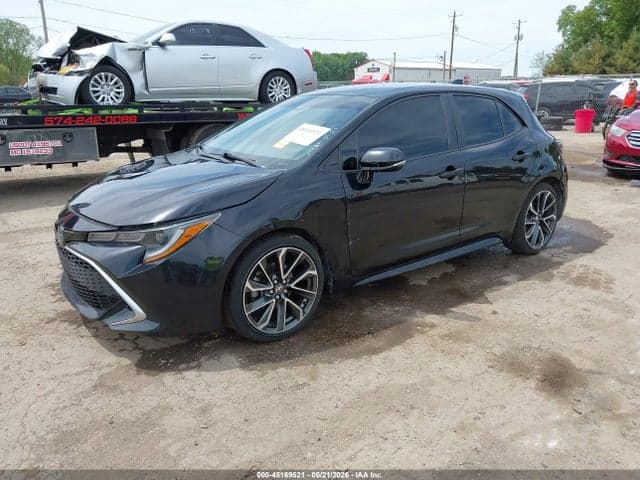 2021 TOYOTA COROLLA XSE 2