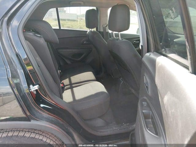 2019 CHEVROLET TRAX LS 8