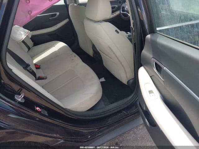 2023 HYUNDAI SONATA SE 8