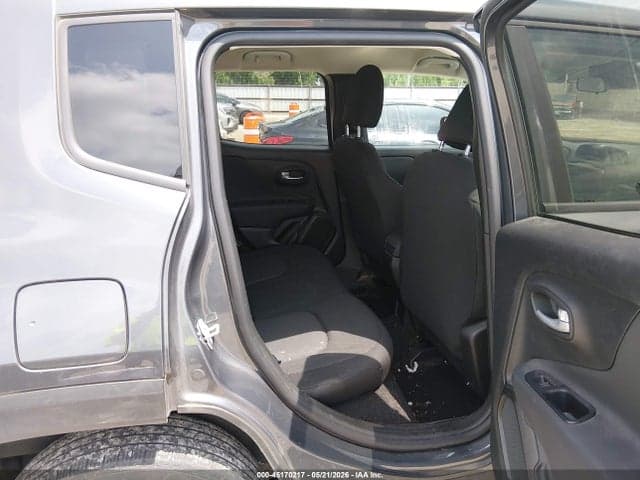 2023 JEEP RENEGADE LATITUDE 4X4 8