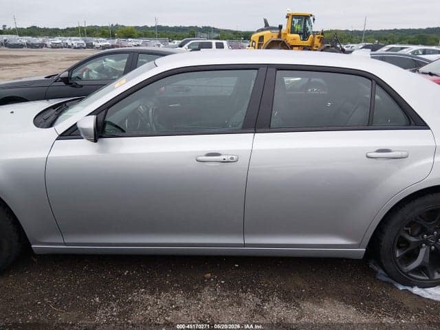 2021 CHRYSLER 300 300S 14