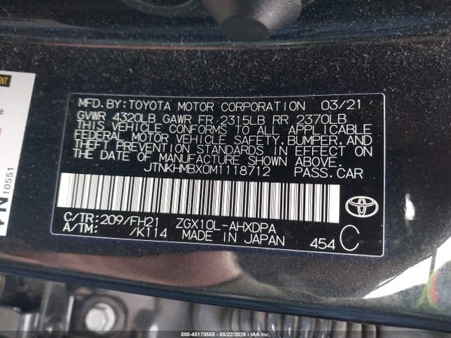 2021 TOYOTA C-HR LE 9
