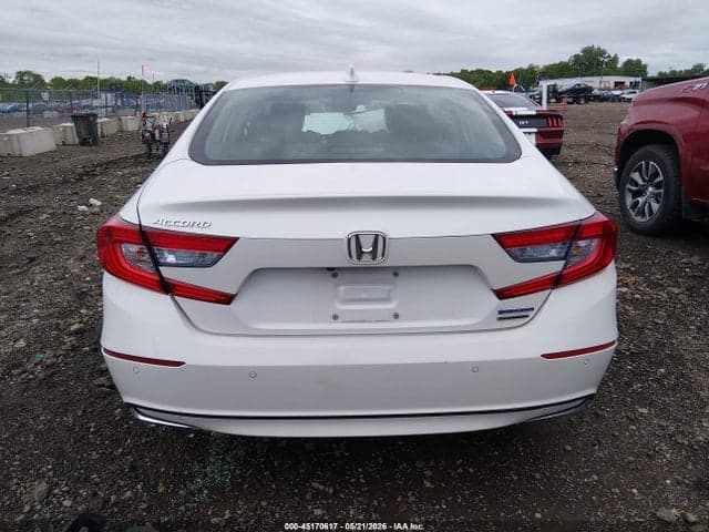 2019 HONDA ACCORD HYBRID TOURING 17