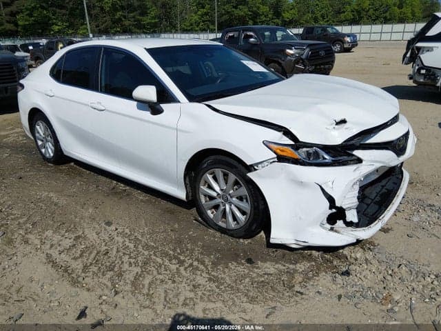 2020 TOYOTA CAMRY LE 1