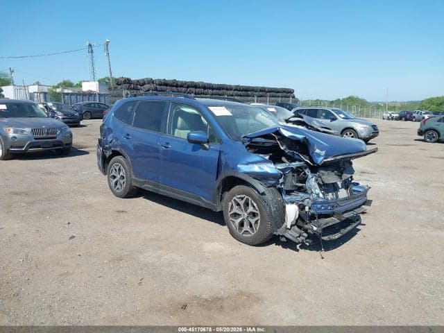 2020 SUBARU FORESTER PREMIUM - 1