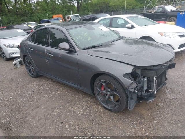 2018 ALFA ROMEO GIULIA TI SPORT AWD