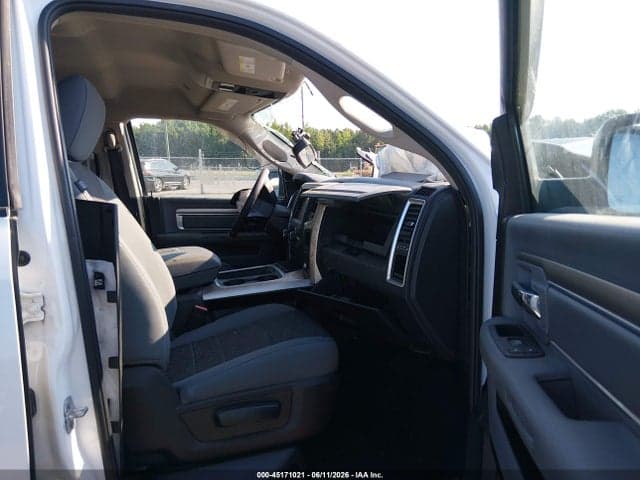 2019 RAM 1500 CLASSIC WARLOCK 4X2 5'7 BOX 5